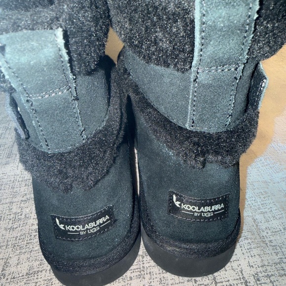 Koolaburra Black Faux-Shearling Slip-On Ankle Booties - Picture 2 of 14